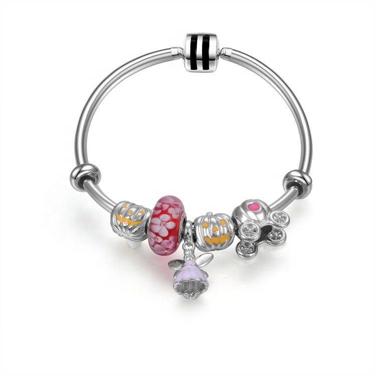 Ụmụ nwanyị dị oke elu na-ewu ewu 925 Stling Bracel Bracel mere 13