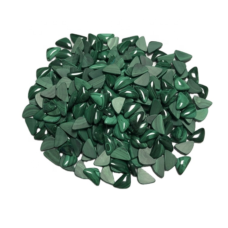 Ekike Malachite 16x10x4mm triangle Cabochon Flash Laose Ana mara mma 39