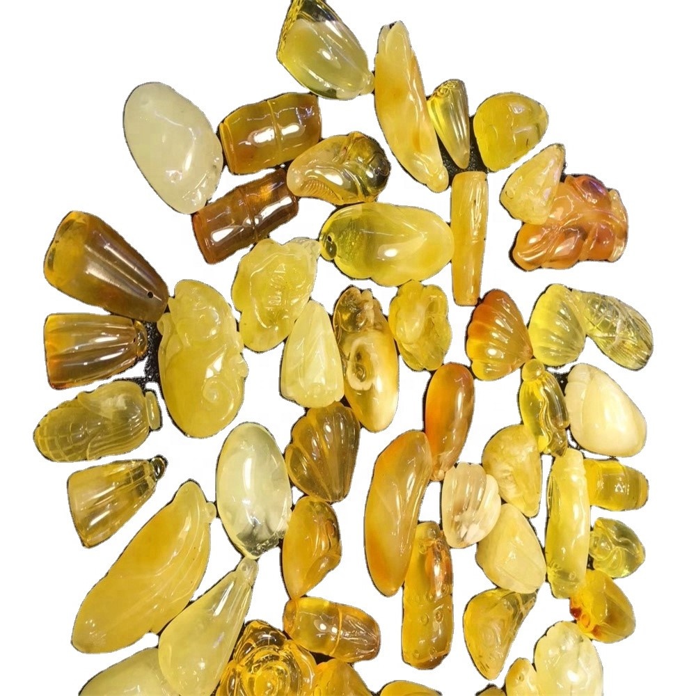 Tervező Amber faragott drágakő különböző stílusú gyöngyök 36