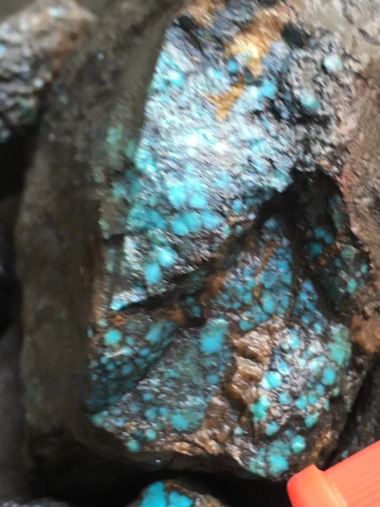 Dark Bule العنكبوت Web بشكل طبيعي مادة الفيروز الخام 9