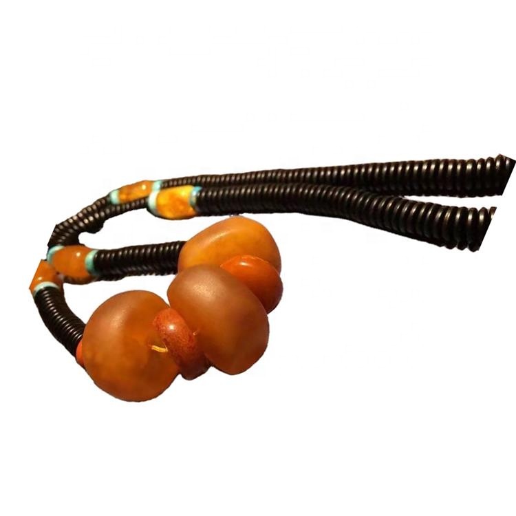 Seud muineal armachd 38