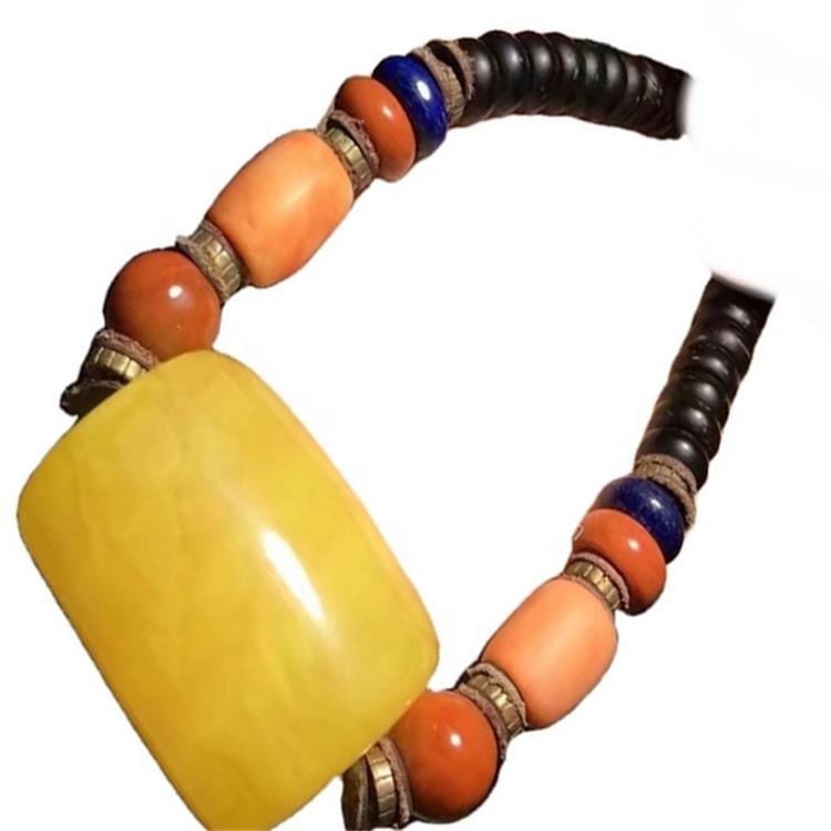 Ejiji dị mma nke Amber olu maka mmadụ na nwanyị ọla 34