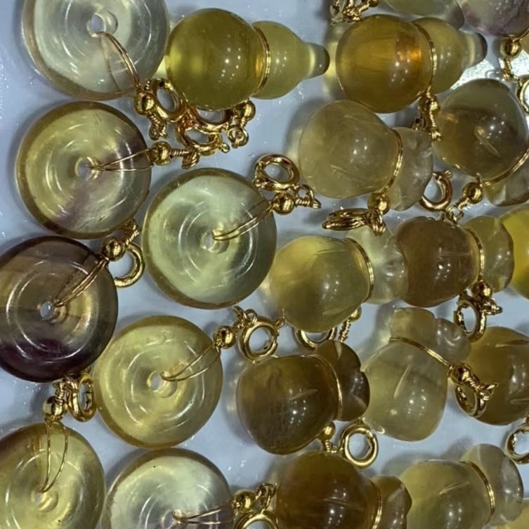 Fluorite kuchonga gourd / pete shaba gem / dhahabu pendated pendant 37