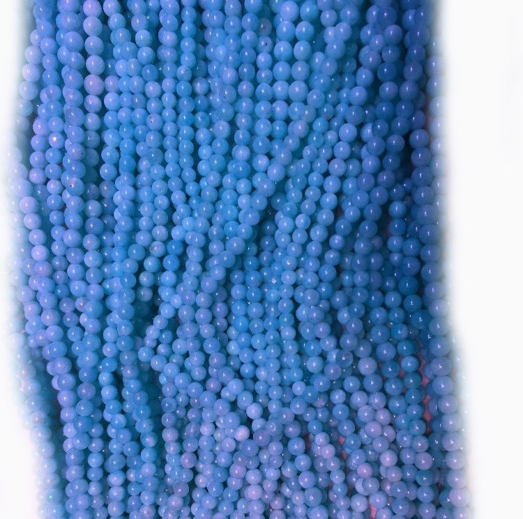 Ndị Amades sitere n'okike na-acha uhie uhie na-acha anụnụ anụnụ na-acha anụnụ anụnụ na agba na-acha anụnụ anụnụ 32