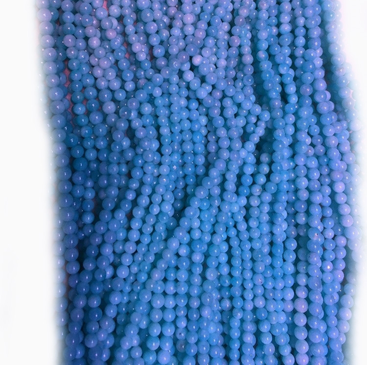 Ndị Amades sitere n'okike na-acha uhie uhie na-acha anụnụ anụnụ na-acha anụnụ anụnụ na agba na-acha anụnụ anụnụ 38