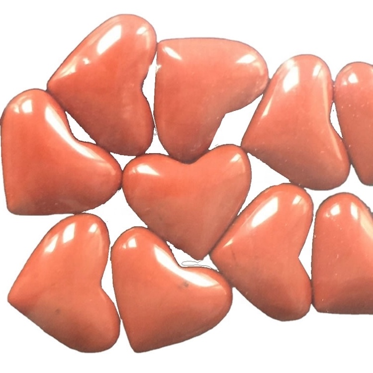 Жүрек пішінді кесілген асыл тастар зауытта көтерме сауда жасайды 39