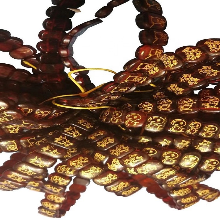 Natural Red Amber Zodiac Gullhúðuð Carving Squares Short String Skartgripir 39