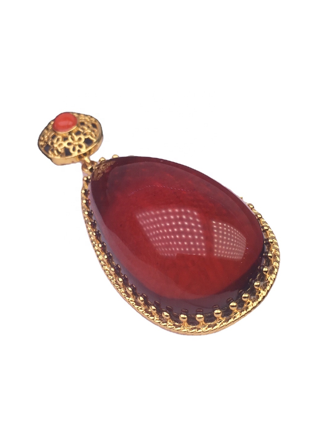 Aranyozott piros gránát borostyán medál 15