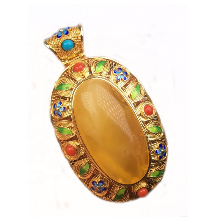 Mặt dây chuyền hổ phách mạ vàng Corundum 13