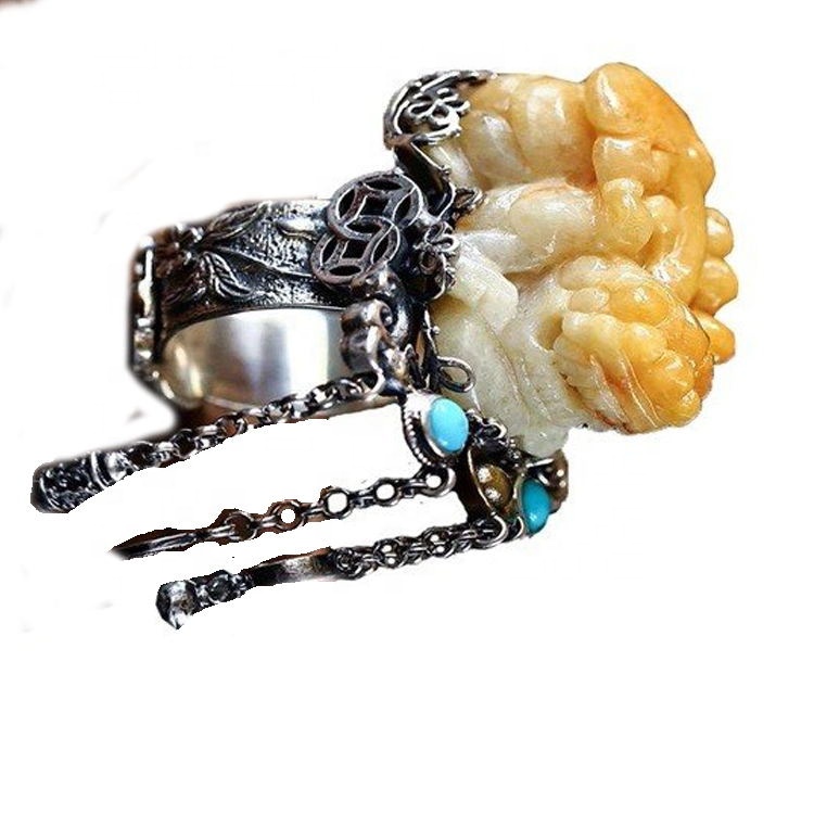 May mắn và chữa bệnh Pixiu Ring Maded by Natural Beige Amber Beeswax Ring Trang sức 36