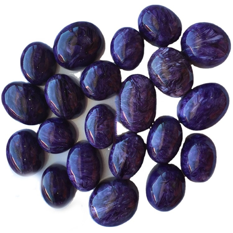 ਚਾਰਰਾਈਟ ਓਵਲ ਨੇ ਗਹਿਣਿਆਂ ਦੇ ਕੁਦਰਤੀ ਚੱਟੀਆਂ ਲਈ ਗੈਮਸਟੋਨ ਕੈਬੋਨ ਨੂੰ ਕੱਟਿਆ 33