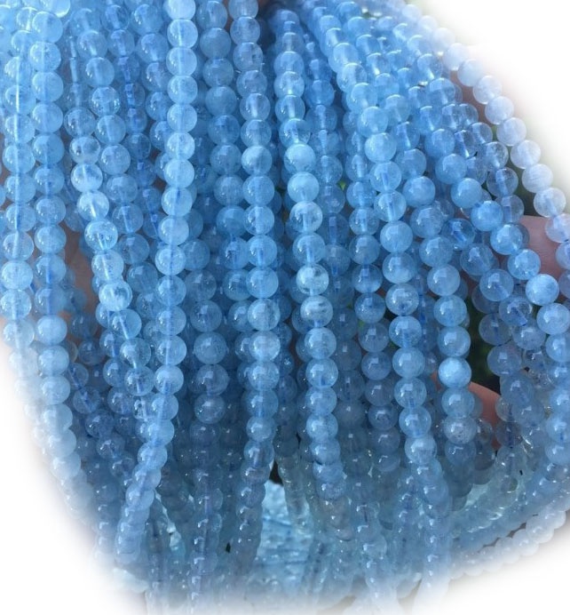 Milky Aquamarine Round Beads Hours Books 39
