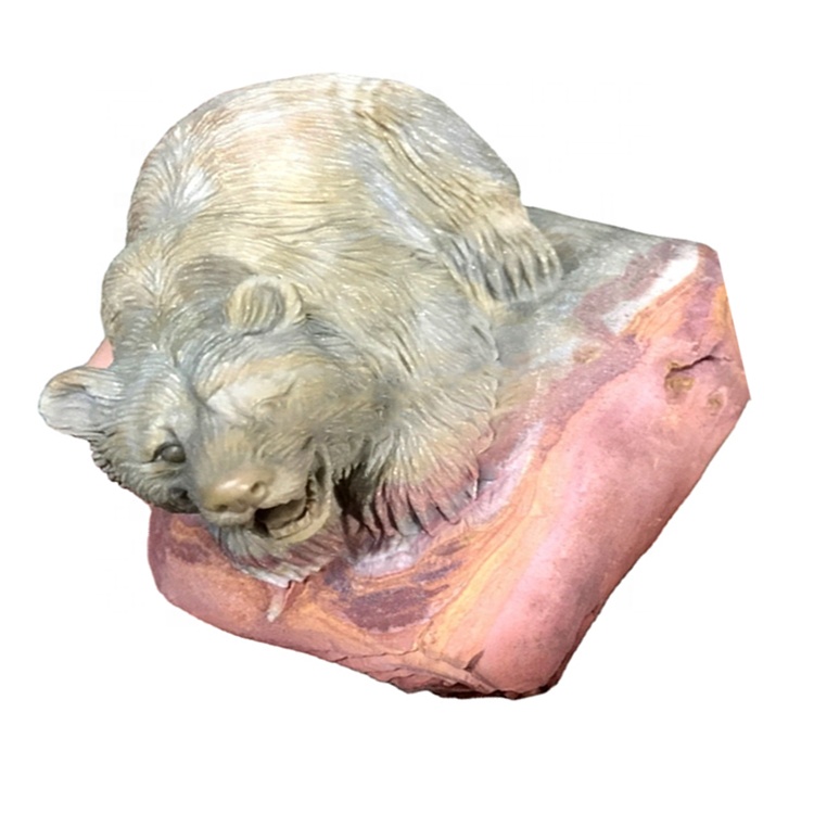 مختلف انداز کی مجسمہ کھایا 38