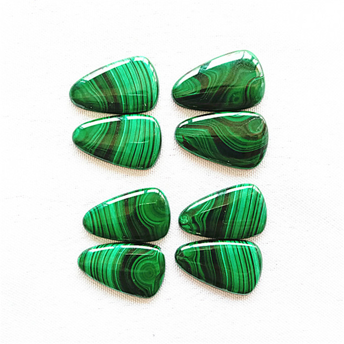 Na faia e le Bolachachite Corging Triangle Browning Pailing Cobochon faia aisfule 36