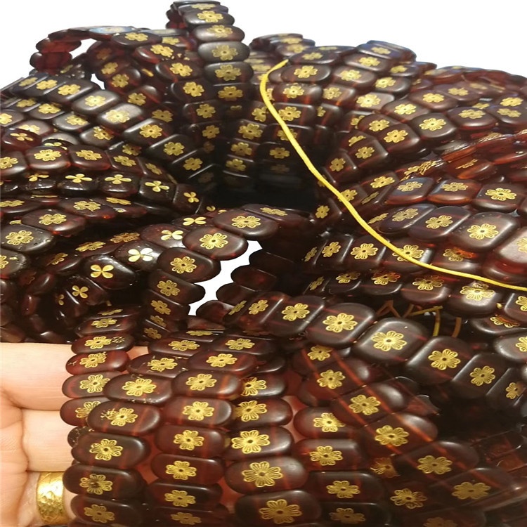 ਲਾਲ ਗਹਿਣਿਆਂ ਦੇ ਨਾਲ ਕੁਦਰਤੀ ਸੋਨੇ ਦੇ ਰਤਨ ਕੀਮਤੀ ਰਤਨ 37