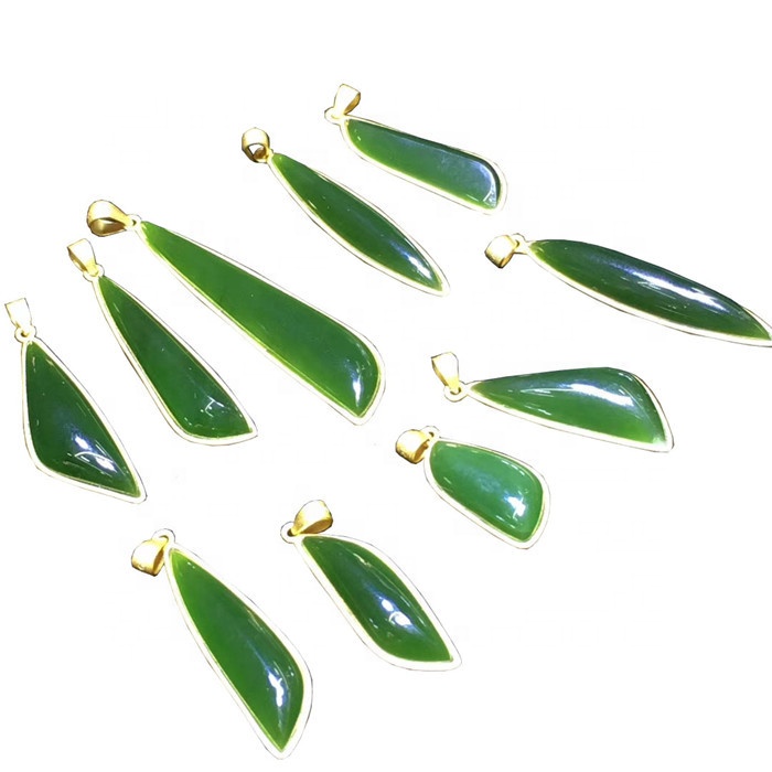 Koute chè natirèl vèt jadeite pendant dlo-gout bijou fòm 13
