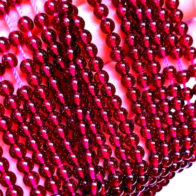 Red Garnet Piedra Facetada Corte redondo Semi Precioso Garnet Gemstone Fabricante Proveedor de Joyería de Plata 38