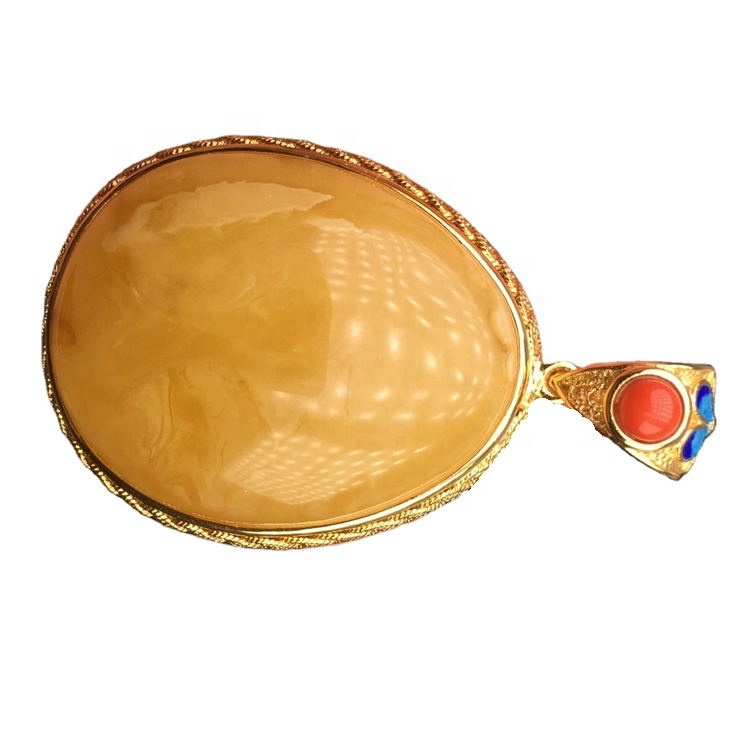 నాన్హాంగ్ అంబర్ 14K బంగారు పూతతో అంబర్ లాకెట్టు 36