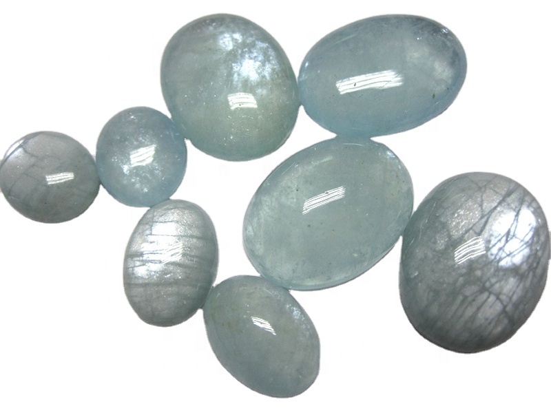 La pietra preziosa della pietra preziosa della pietra preziosa della pietra preziosa della pietra preziosa del cabochon di Aquamarine è la pietra allentata 41