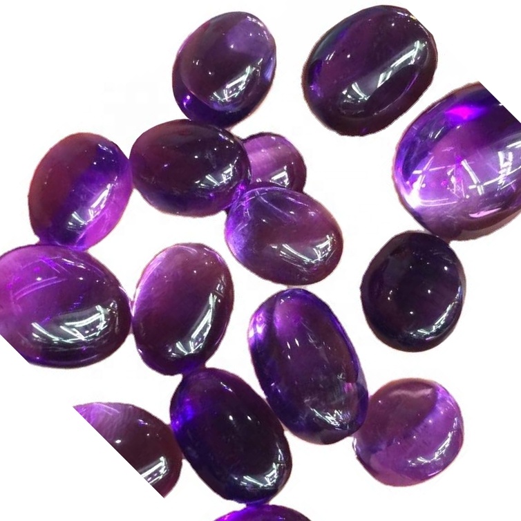 Romantikus lila szerelem ovális alakú természetes kristály ametiszt a kabinon 40