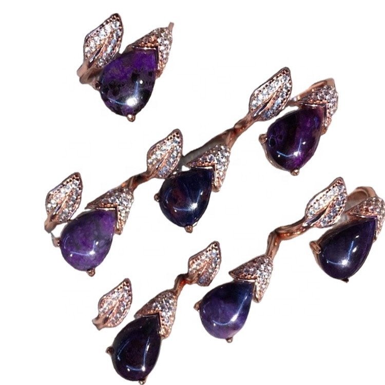 Móda 18K zlatá prírodná hruška 8x10mm oválny charoitský kameň drahokamový prsteň pre mužov a ženy 40