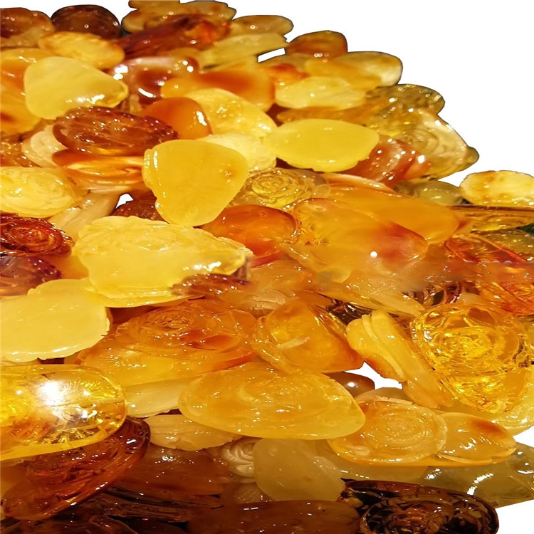 Natürliche Bernsteinblätter handgefertigte Rose Carving Cognac Farbe Bernstein Carving Schmuck 21