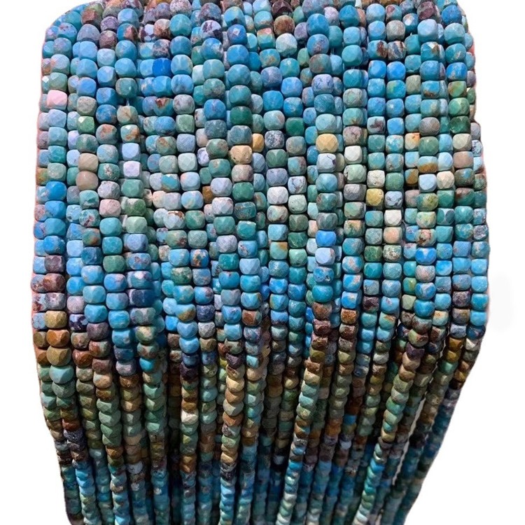 Natural turquoise perlur ósvikinn grænblár faceted teningur Square laus gemstone perlur 17