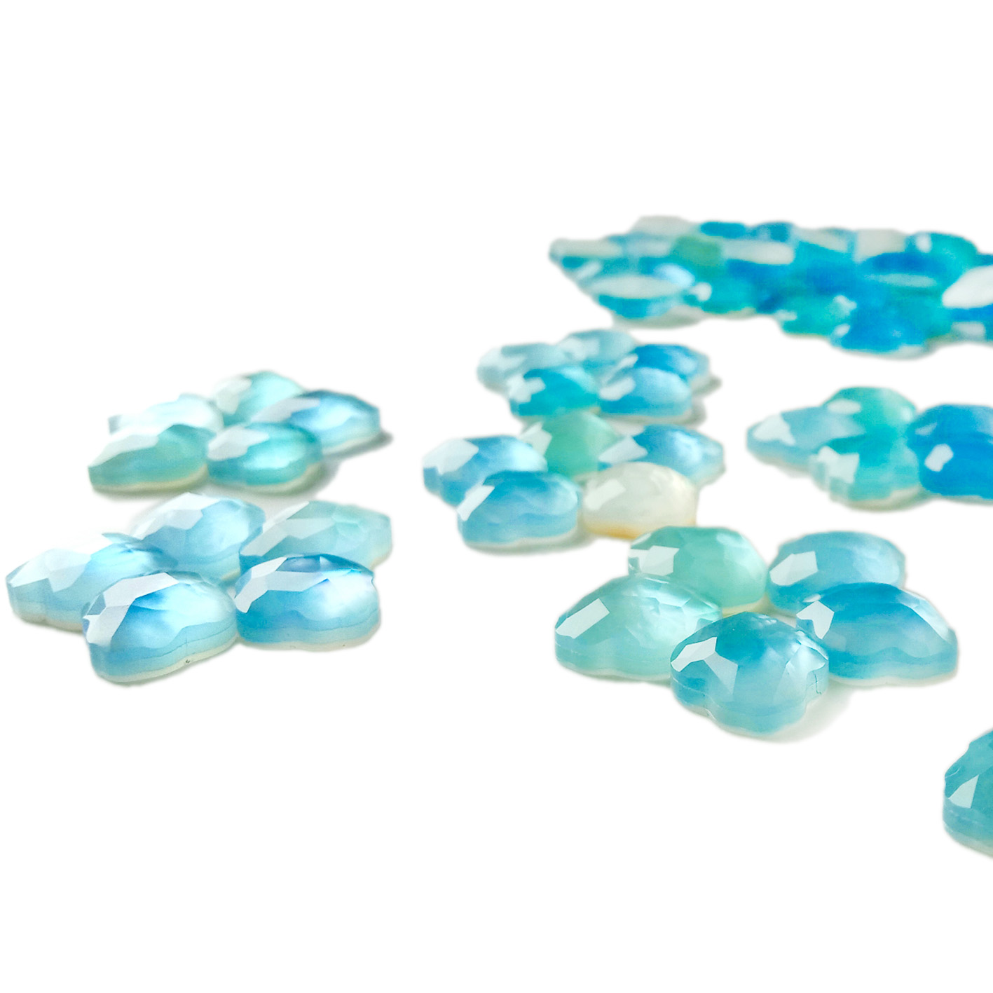 ត្បូងគ្រីស្តាល់ពណ៌ខៀវទឹកកក Cabochon Loose Beads Healing Stone គ្រីស្តាល់ពណ៌ខៀវស្រាល លក់ដុំគ្រីស្តាល់លក់ដុំ 17