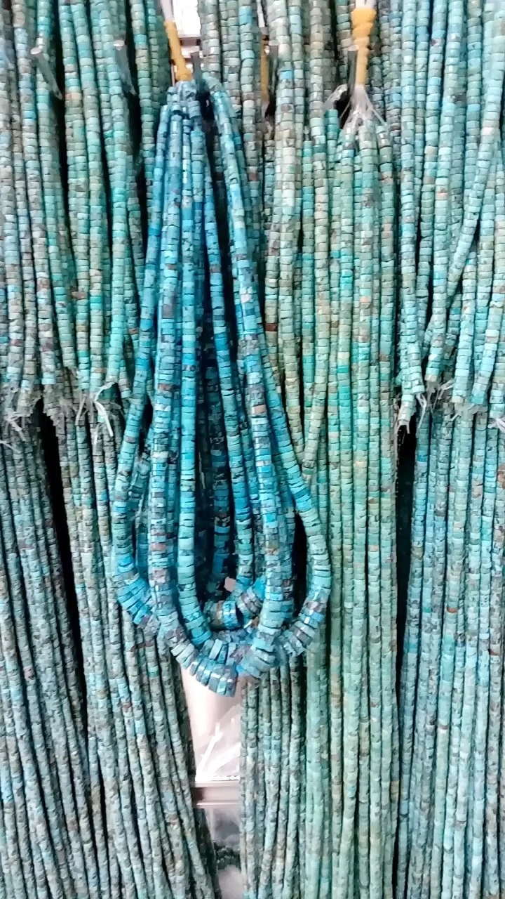 ត្បូងទទឹមពណ៌ខៀវធម្មជាតិ Heishi Beads Beads 1