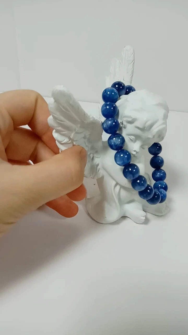 I-kyanite yendalo 10mm intsimbi engqukuva Eyothusayo entle yendalo eluhlaza umbala we-kyanite gemstone bead 1