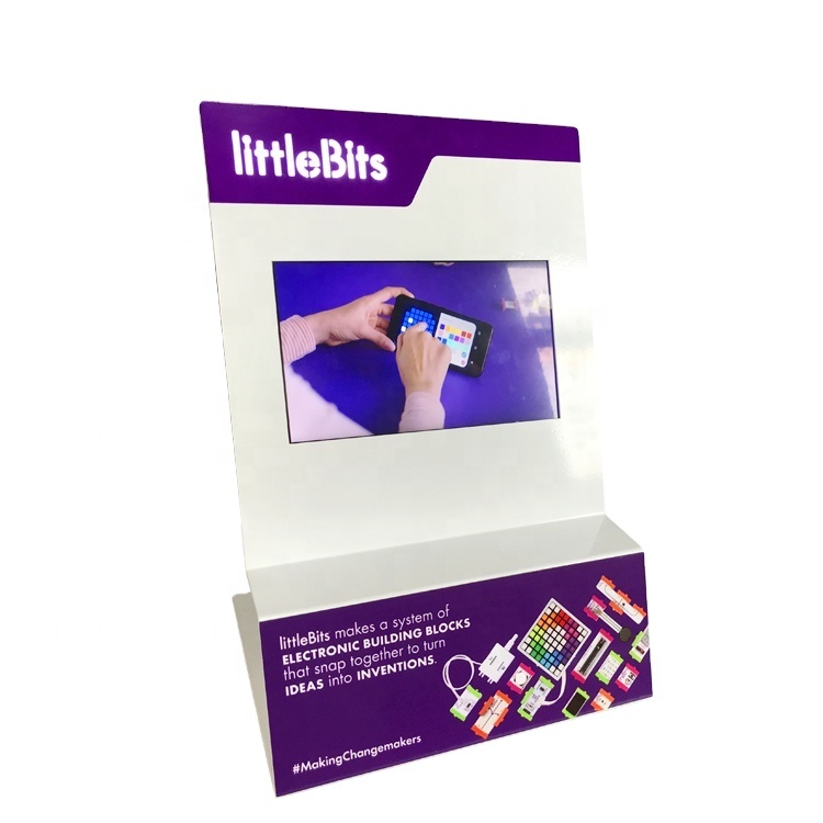Suporte de exibição de produtos esportivos eletrônicos personalizados para balcão de metal pequeno com reprodutor de vídeo LCD 3
