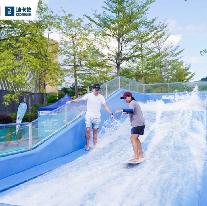 Парк развлечений Flowlife Оборудование для серфинга Flowrider 1
