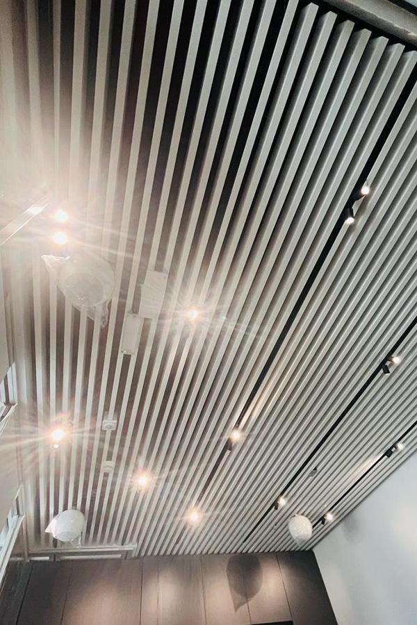 Angle Raffle Ceiling Metal Baffle Ceiling System Manufacturer - PRANCE