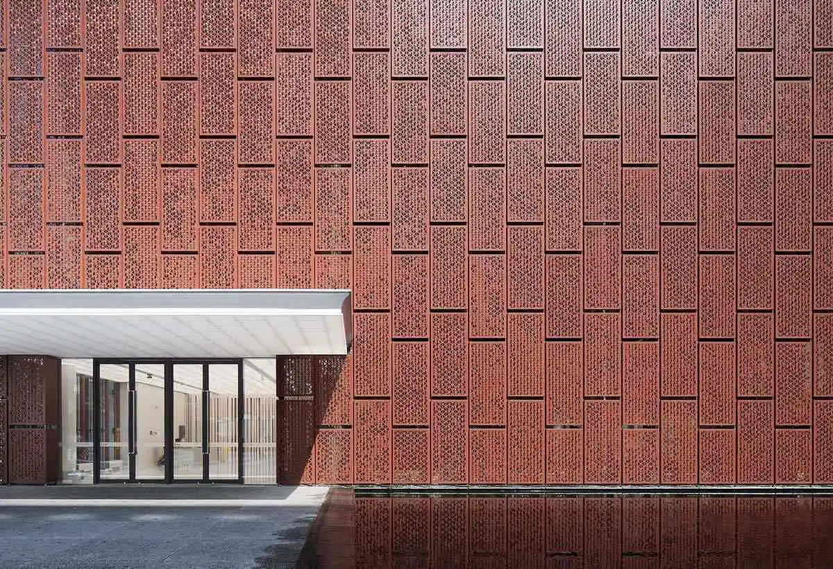 fachada de panel de metal