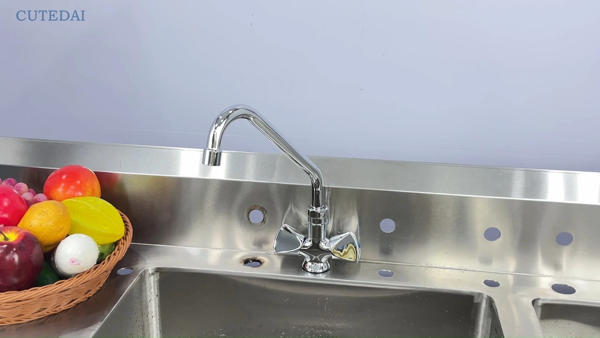 Robinet de lavabo industriel Kaiping à deux poignées pivotantes, en laiton chromé durable, montage sur plage, pour cuisine et salle de bain, garantie de 3 ans 1