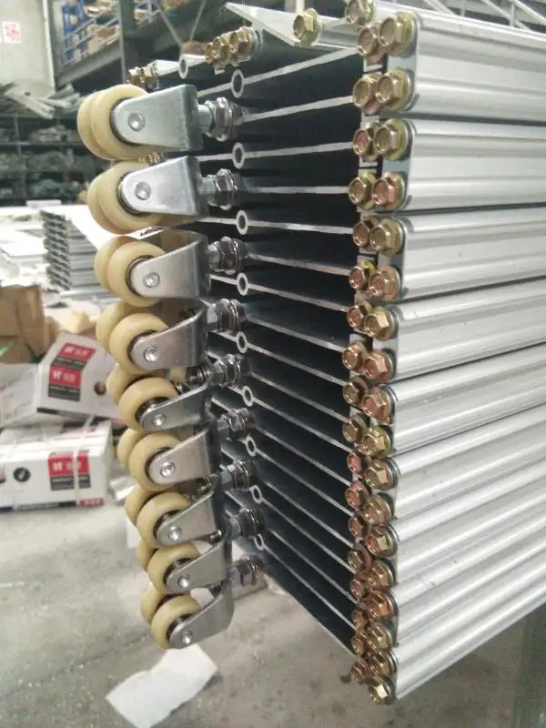 Hot Selling Collapsible Shutter Gate Manufacture 16