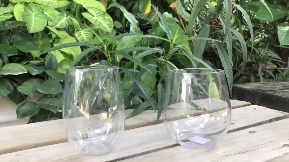 Bicchieri da vino senza stelo in plastica personalizzati 1