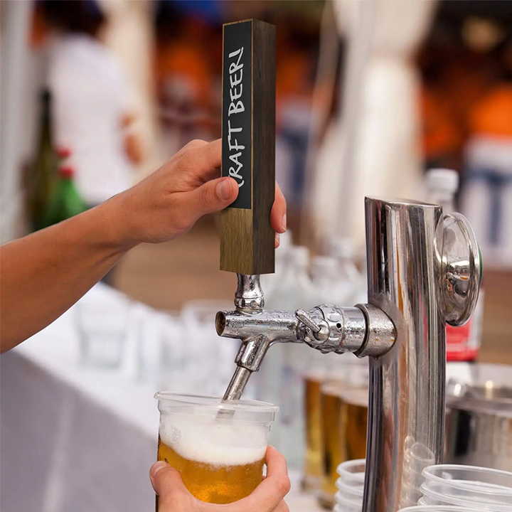Alças personalizadas para torneira de cerveja em quadro-negro de madeira faça você mesmo 2
