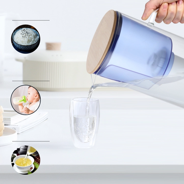 Jarra con filtro de agua Crystal Clear HS551: Purifique el agua del grifo con un elegante diseño de vidrio 1