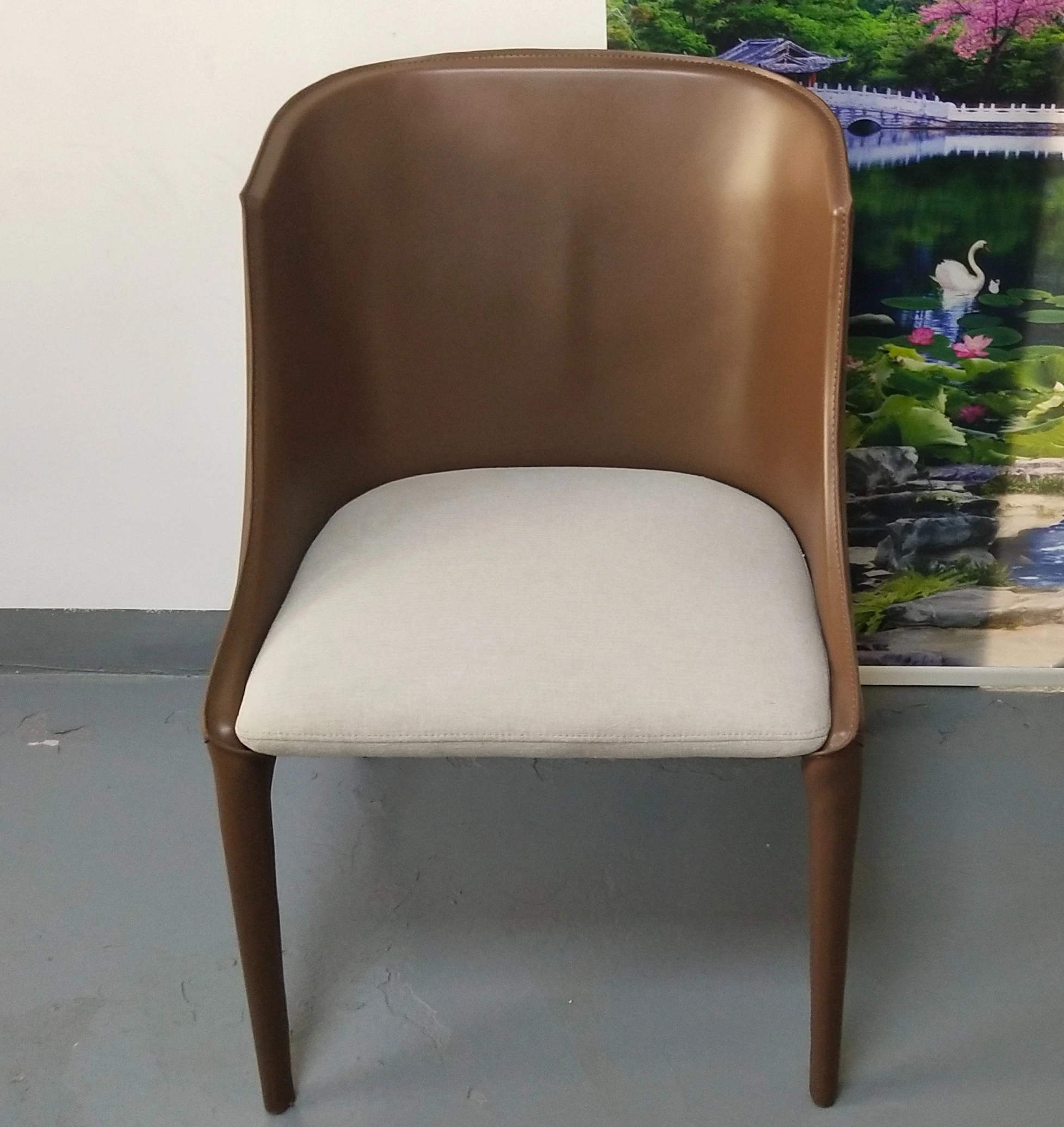 Hotel dining chair high-end chair for home use Italian minimalist saddle leather dining chair 1