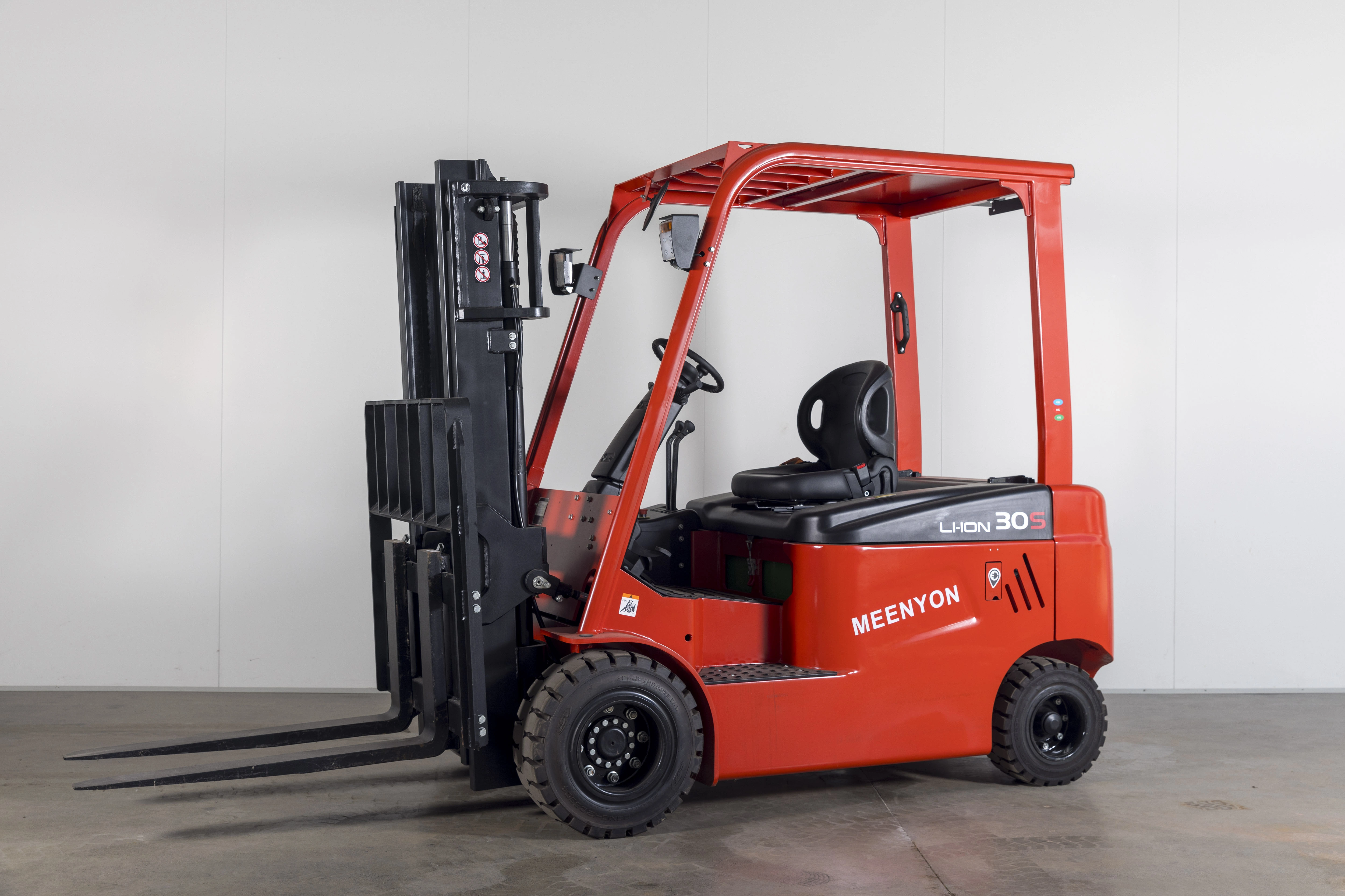 2.5 Ton Electric Forklift by Meenyon-1 2