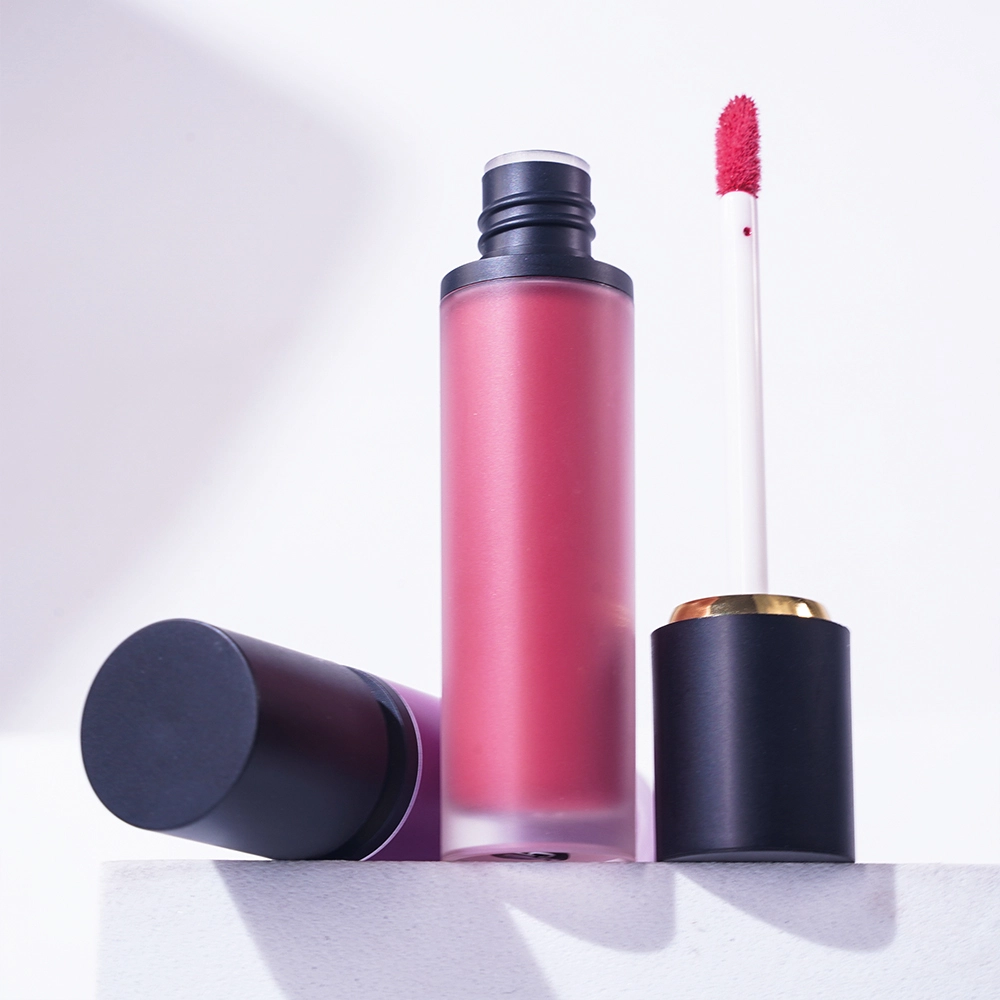 black & white contact, cute, vegan, cruelty-free, long-lasting, waterproof, high pigment, liquid blush 1