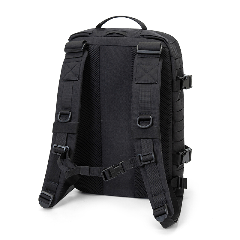 901-65 Assault Bag (21)