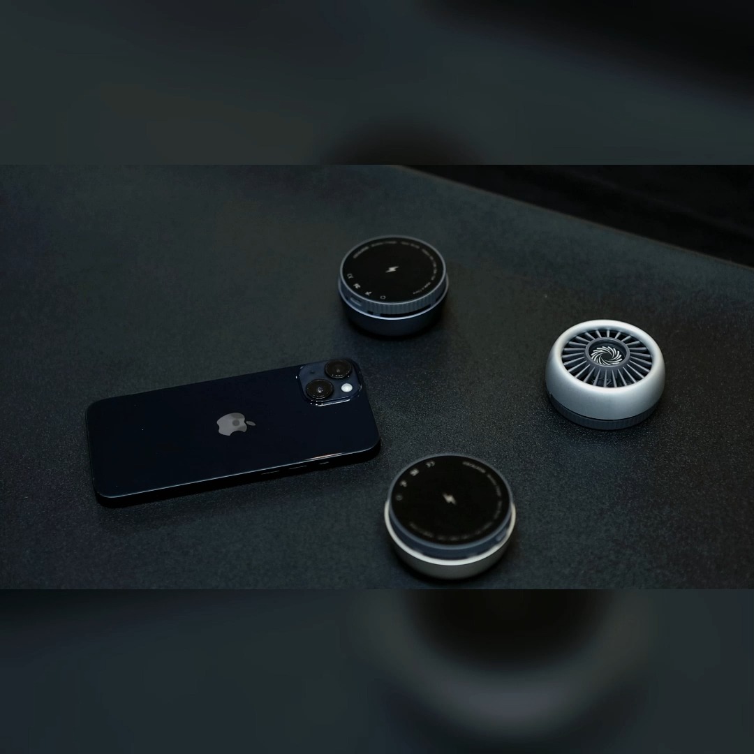 Icecalator, kabelloses Ladegerät mit Telefon-Kühlverstärker 1