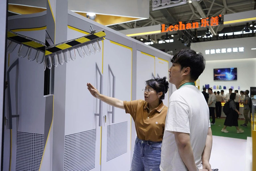 Tech-Long brilla en CHINAPLAS: ¡La fabricación inteligente impulsada por la eficiencia da forma al futuro! 10