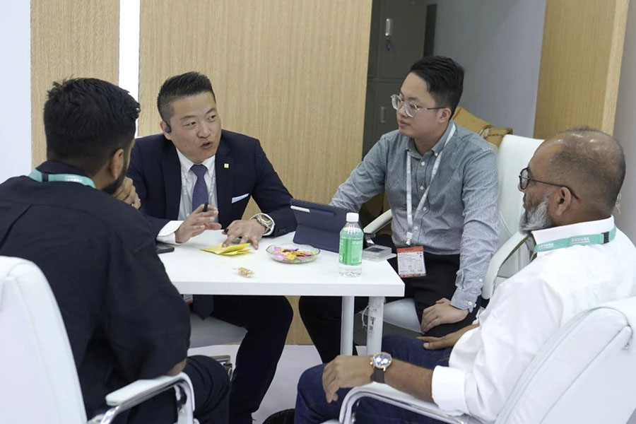 Tech-Long brilla en CHINAPLAS: ¡La fabricación inteligente impulsada por la eficiencia da forma al futuro! 5