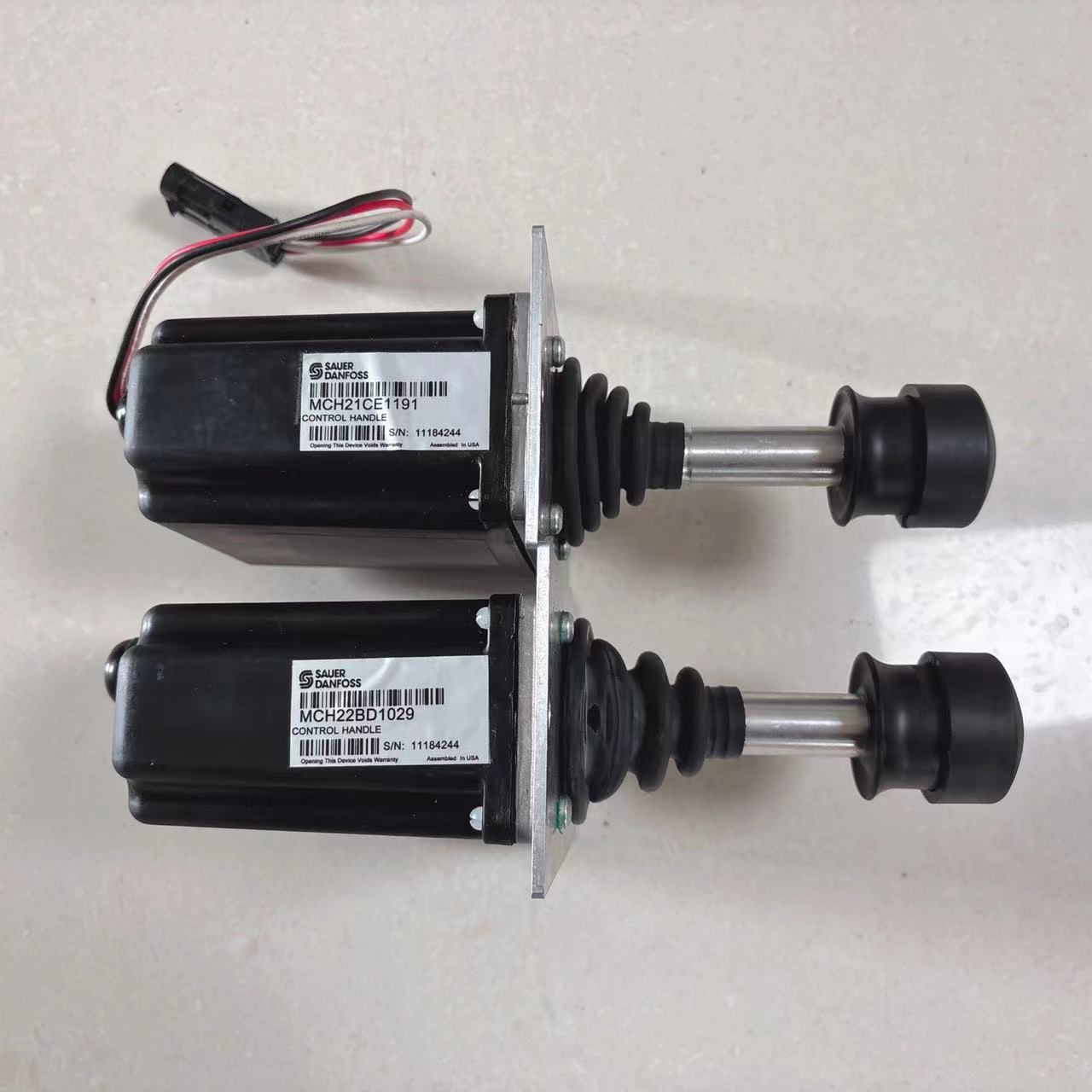 Maniglia di comando SAUER DANFOSS MCH21CE1191 MCH22BD1029 MCH22BC1033 MCV116G4201 1