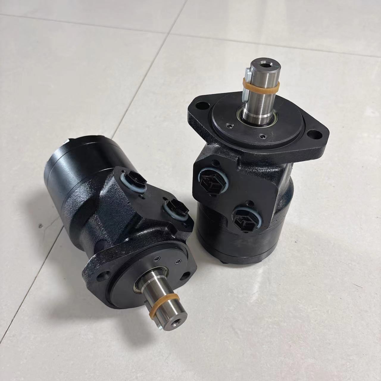 Motor hidraulic Danfoss Danfoss OMR-250 W 41166993 151-0716 OMR-200 C W 24027222 151-1235 1