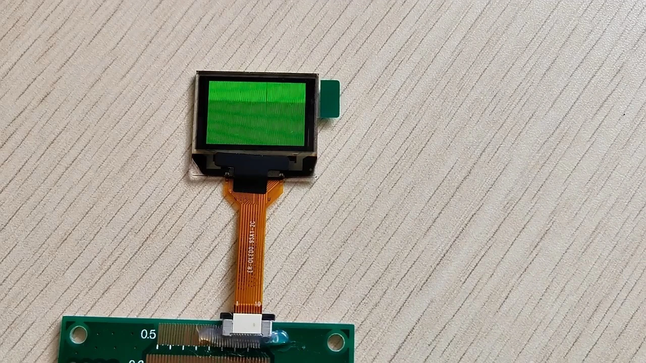 0.95inch full color oled display panel SSD1331Z Multiple interfaces 1