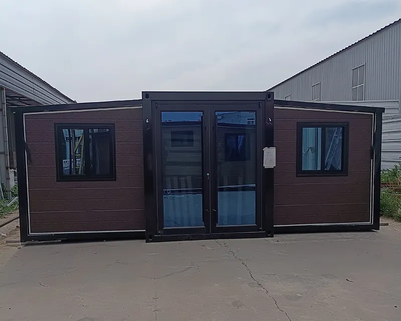 DXH Brand 20ft 40ft Expandable Container House with Solar Energy Supplier 3